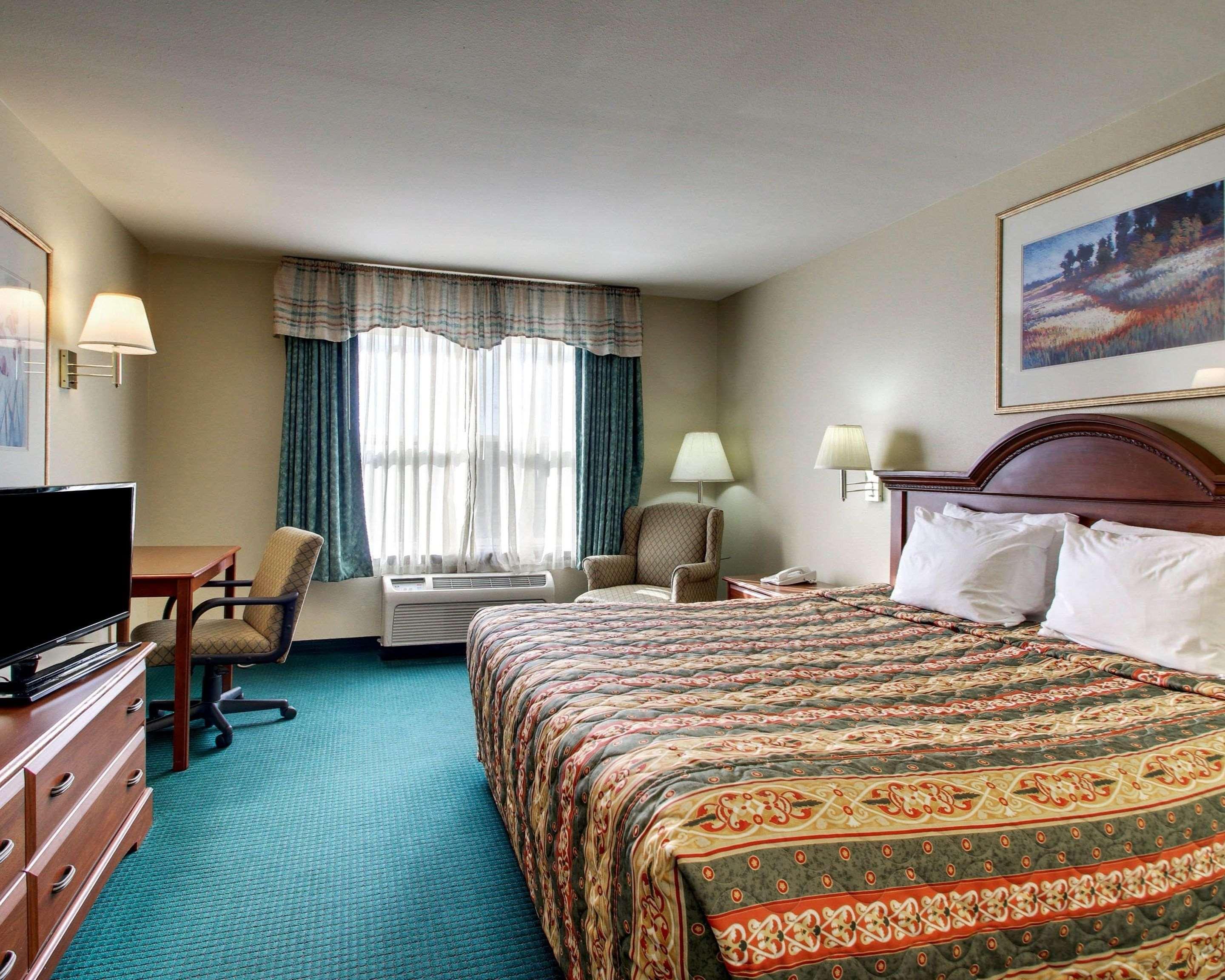 Econo Lodge Inn & Suites Flowood Kültér fotó